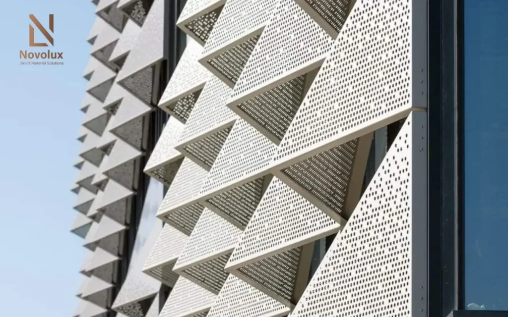 mặt dựng nhôm solid đục lỗ