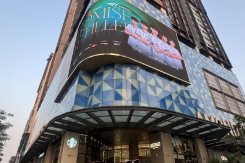 thi công mái che canopy căn hộ the diamond residence