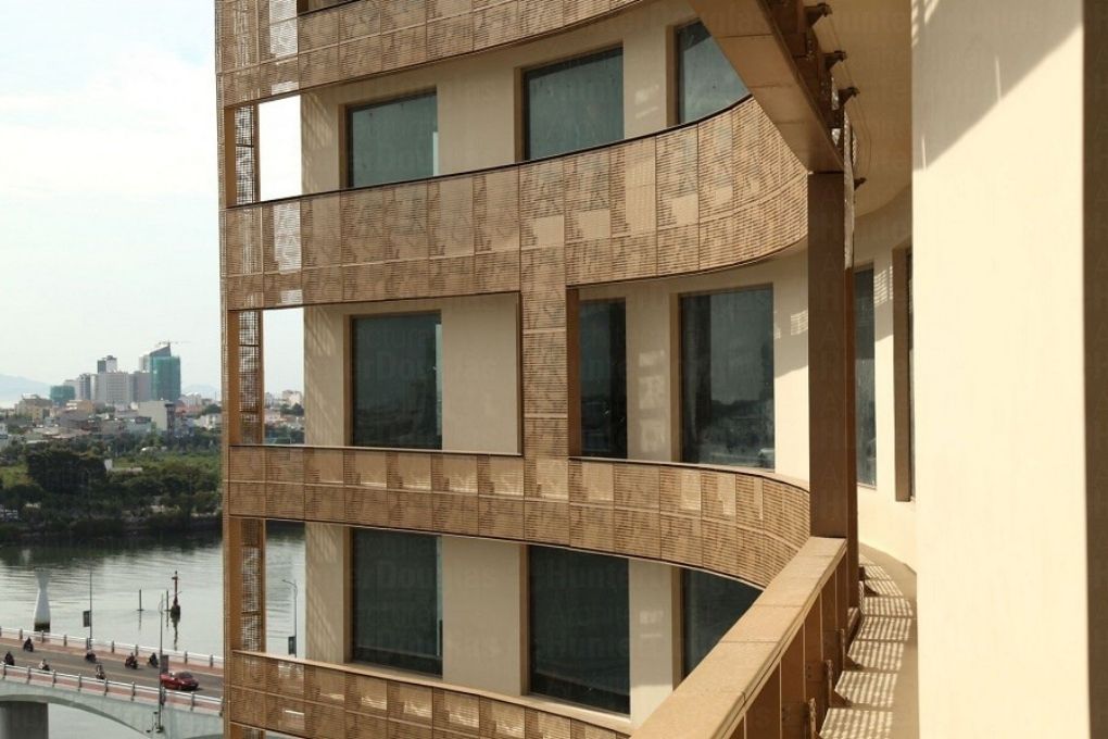 tấm ốp nhôm trang trí khách sạn