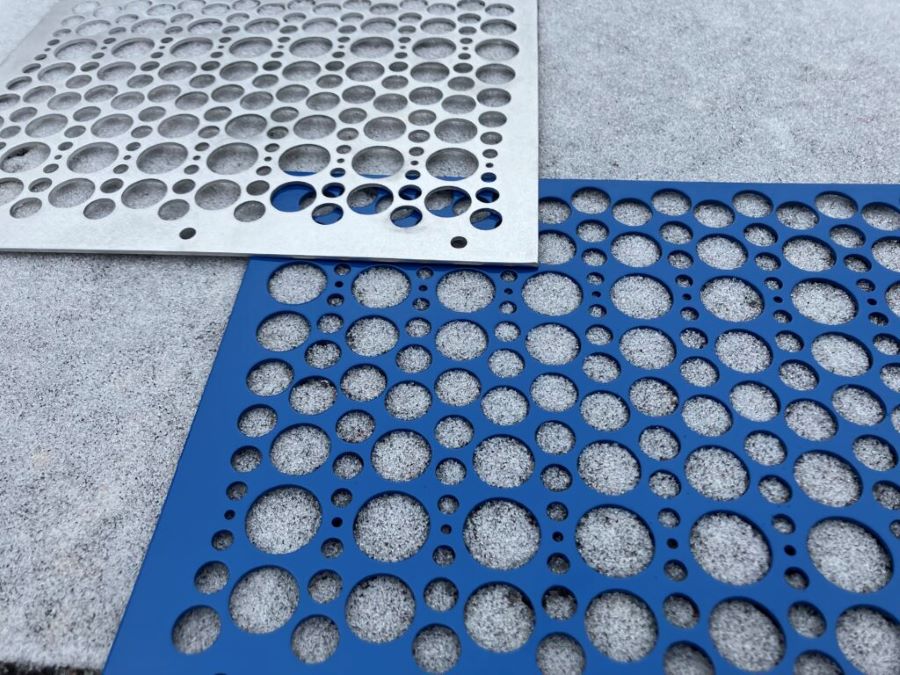 tấm nhôm solid đục lỗ tròn
