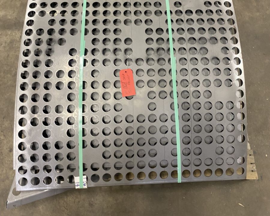 mẫu đục lỗ nhôm solid