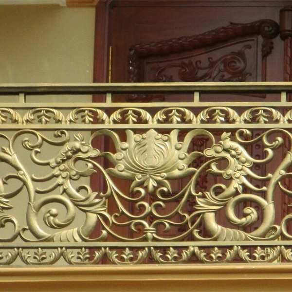 Lan Can Ban Công Hợp Kim Tủy Chình Theo Yêu Cầu 2