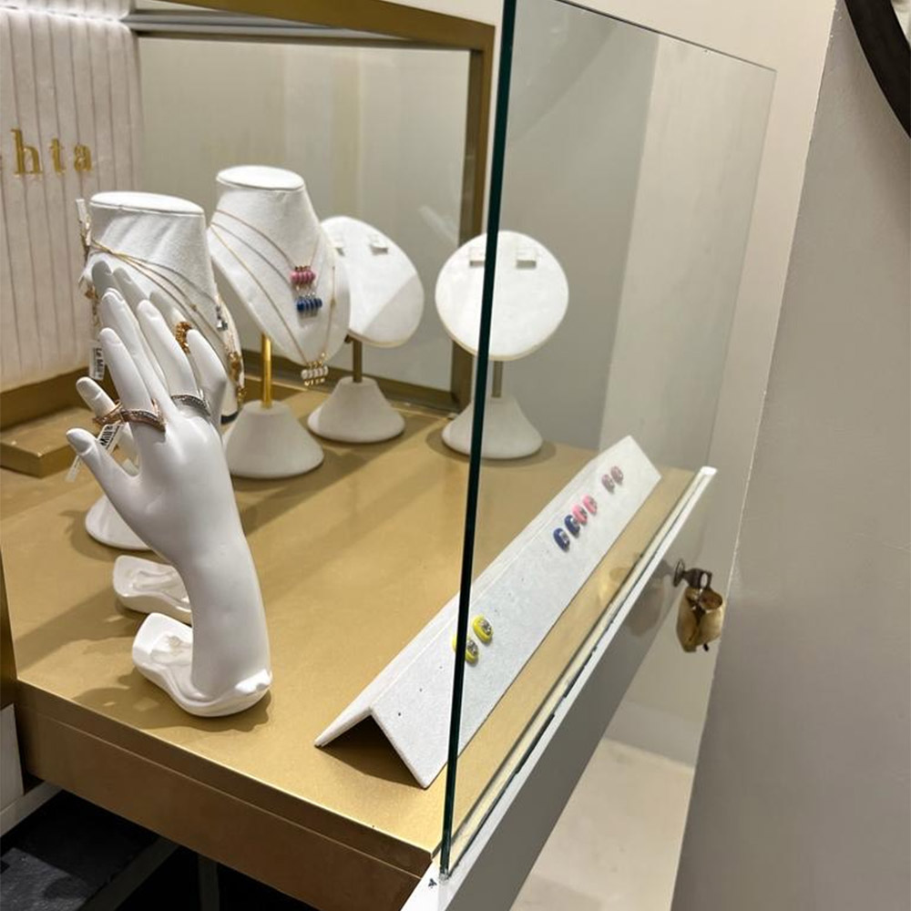 Tủ Trưng Bày Trang Sức