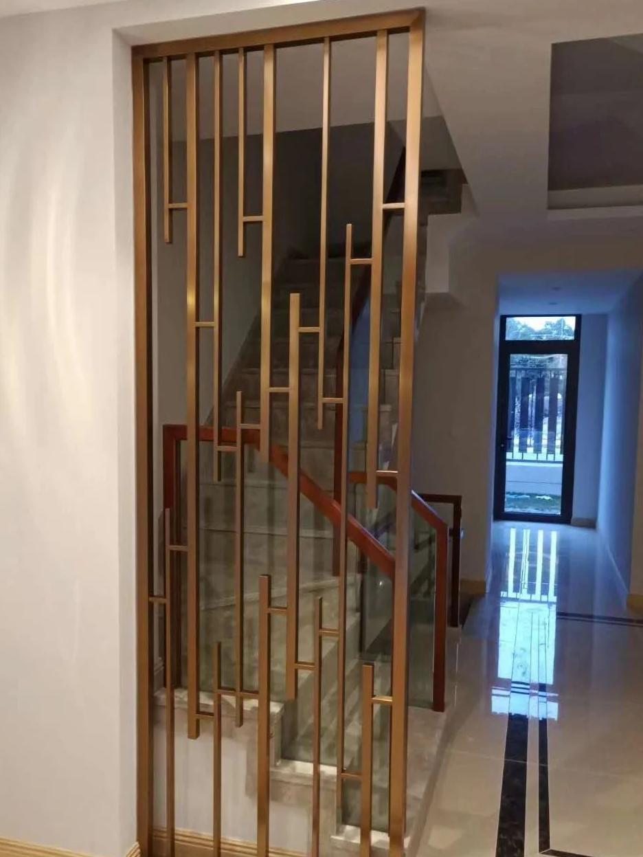 Vách Ngăn Thép Không Gỉ Chất Lượng Cao 1