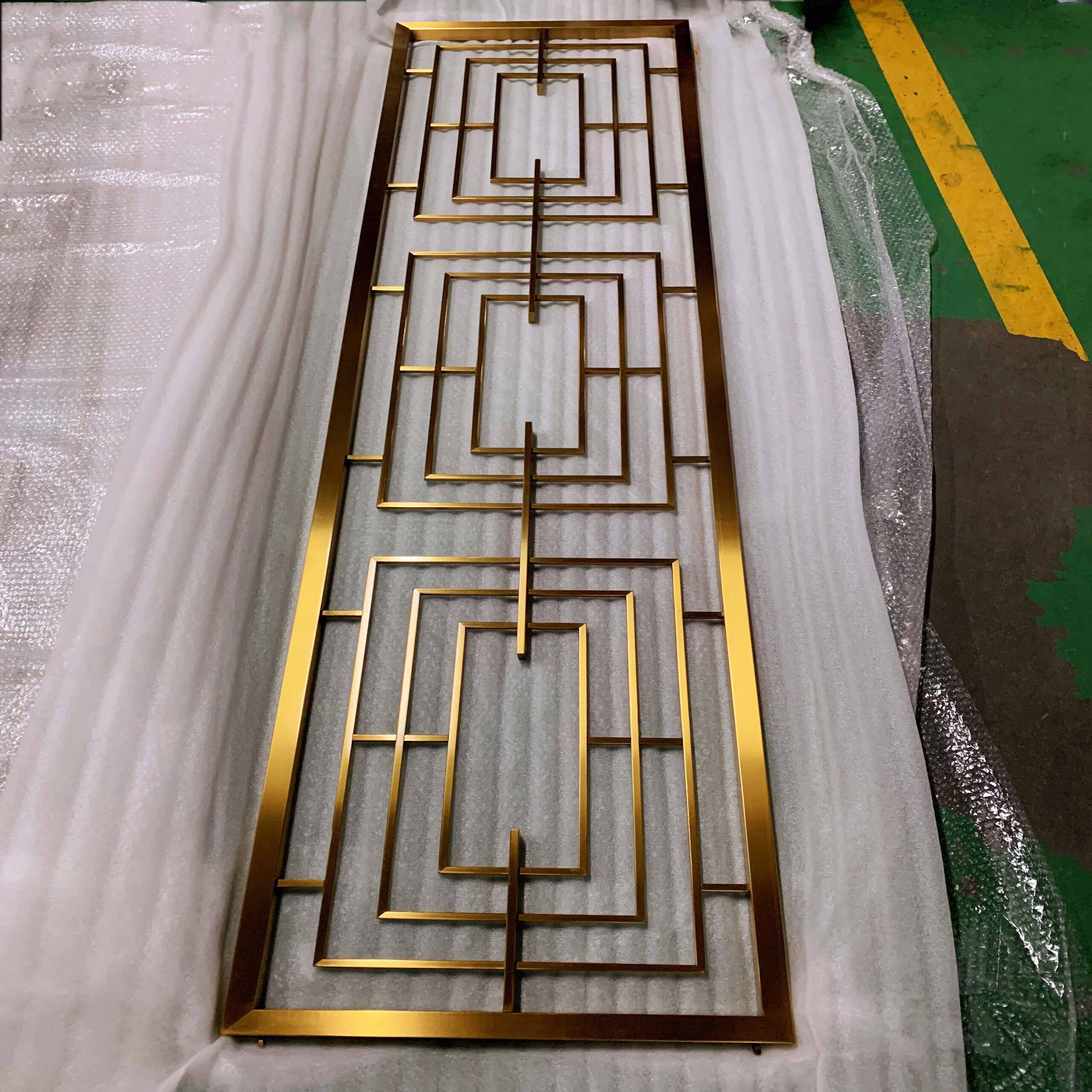 Vách Ngăn Bằng Thép Không Gỉ Tùy Chỉnh