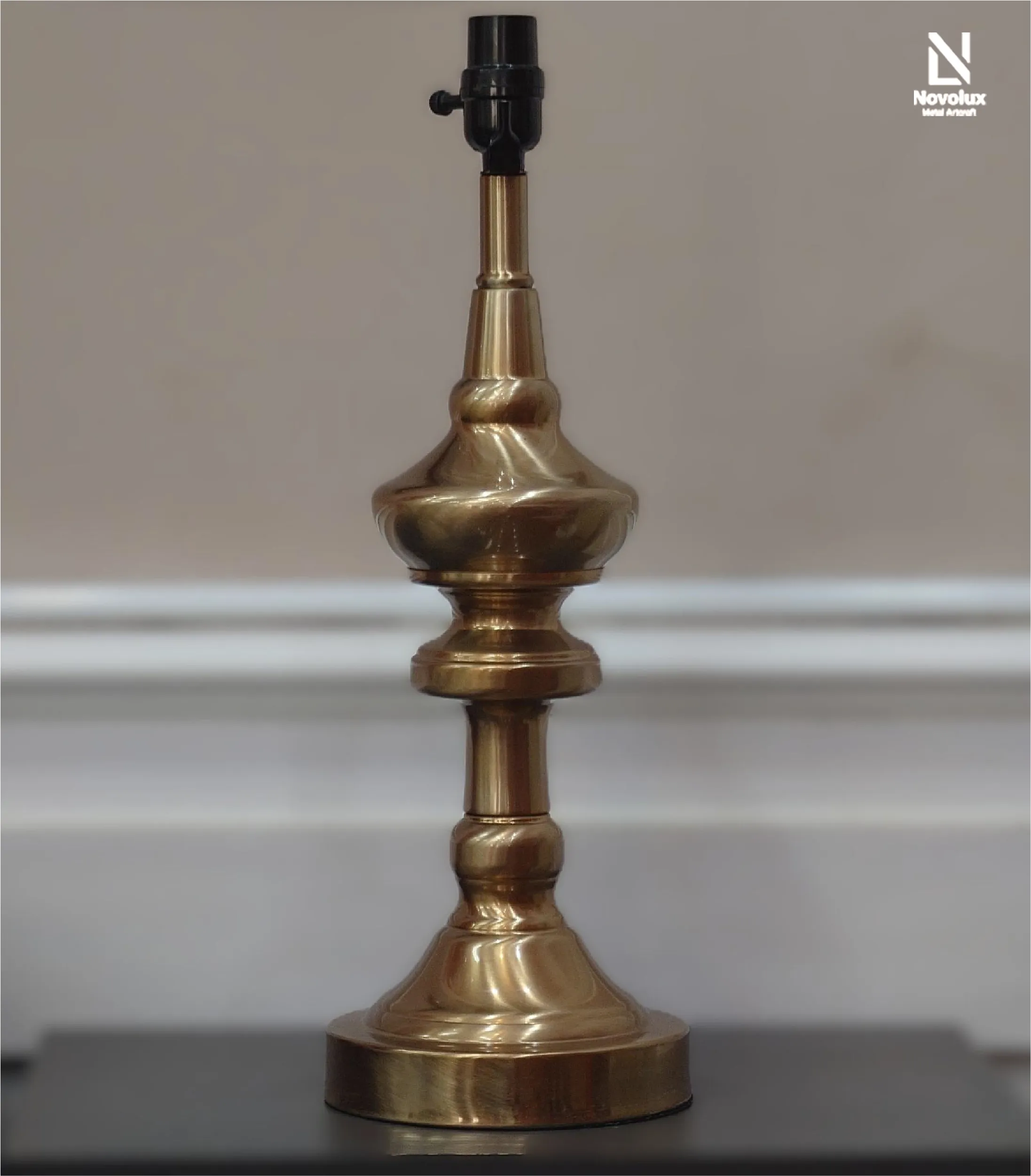 đèn bàn trang trí