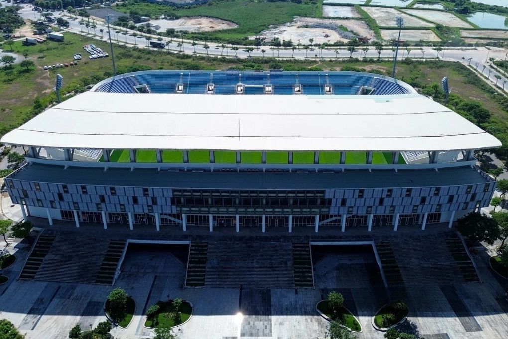 Sân Vận Động Hoà Xuân