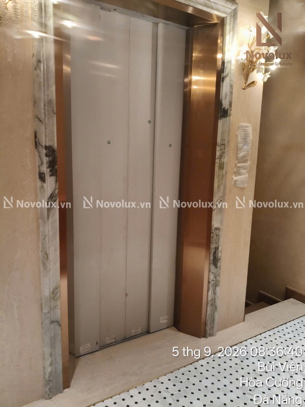 ốp inox cửa thang máy